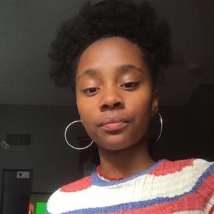 Meet your Posher, Jasmine